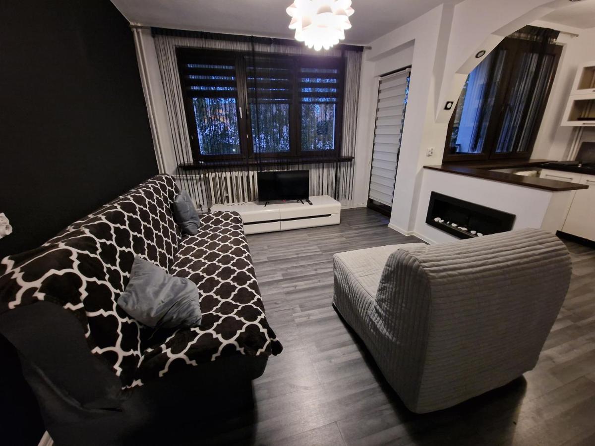Apartamento Apatrament Jagielonska Legnica Exterior foto